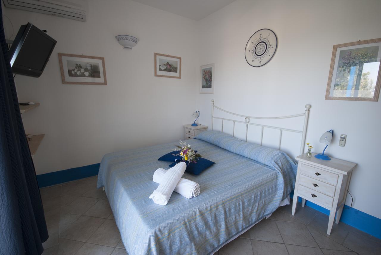 Villa Flora Studios & Apartments Conca Specchiulla Dış mekan fotoğraf