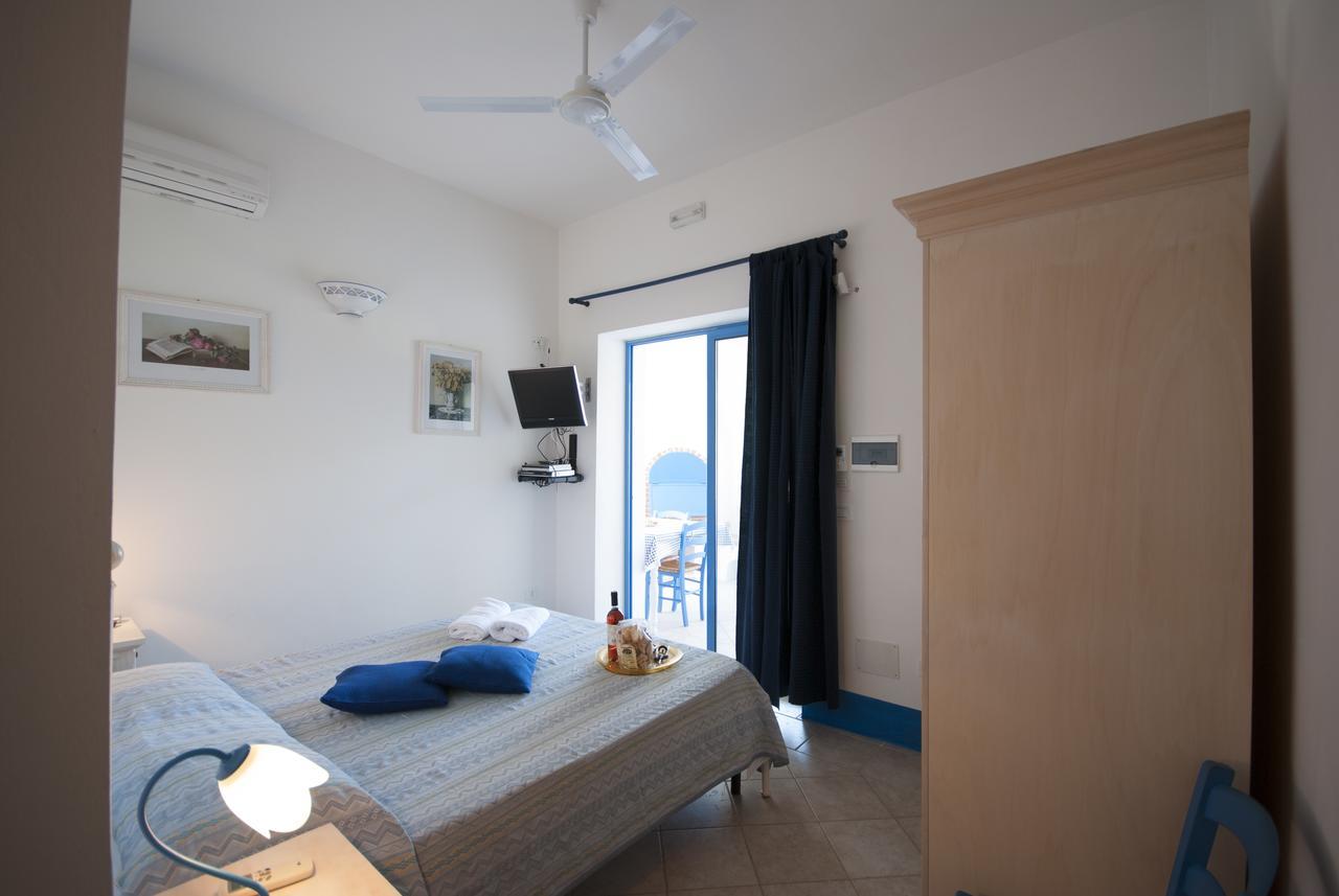Villa Flora Studios & Apartments Conca Specchiulla Dış mekan fotoğraf
